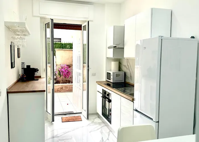 Licheni R-home Apartament *