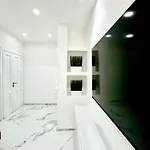アパート Licheni R-home ローマ