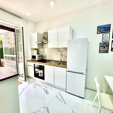 Διαμέρισμα Licheni R-home