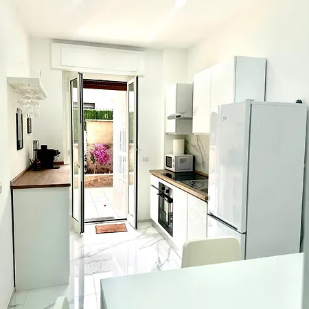 Licheni R-home Apartment *